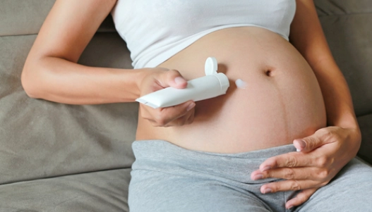 Kosmetička radí: jak pečovat o pokožku v těhotenství? 